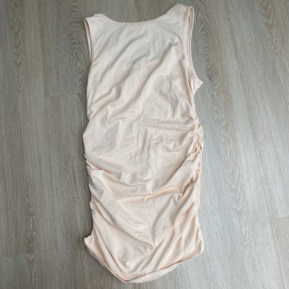 Sundance Mini Bodycon Ruched Sleeveless Scoop Neck Dress Size Medium Peach - Picture 7 of 7